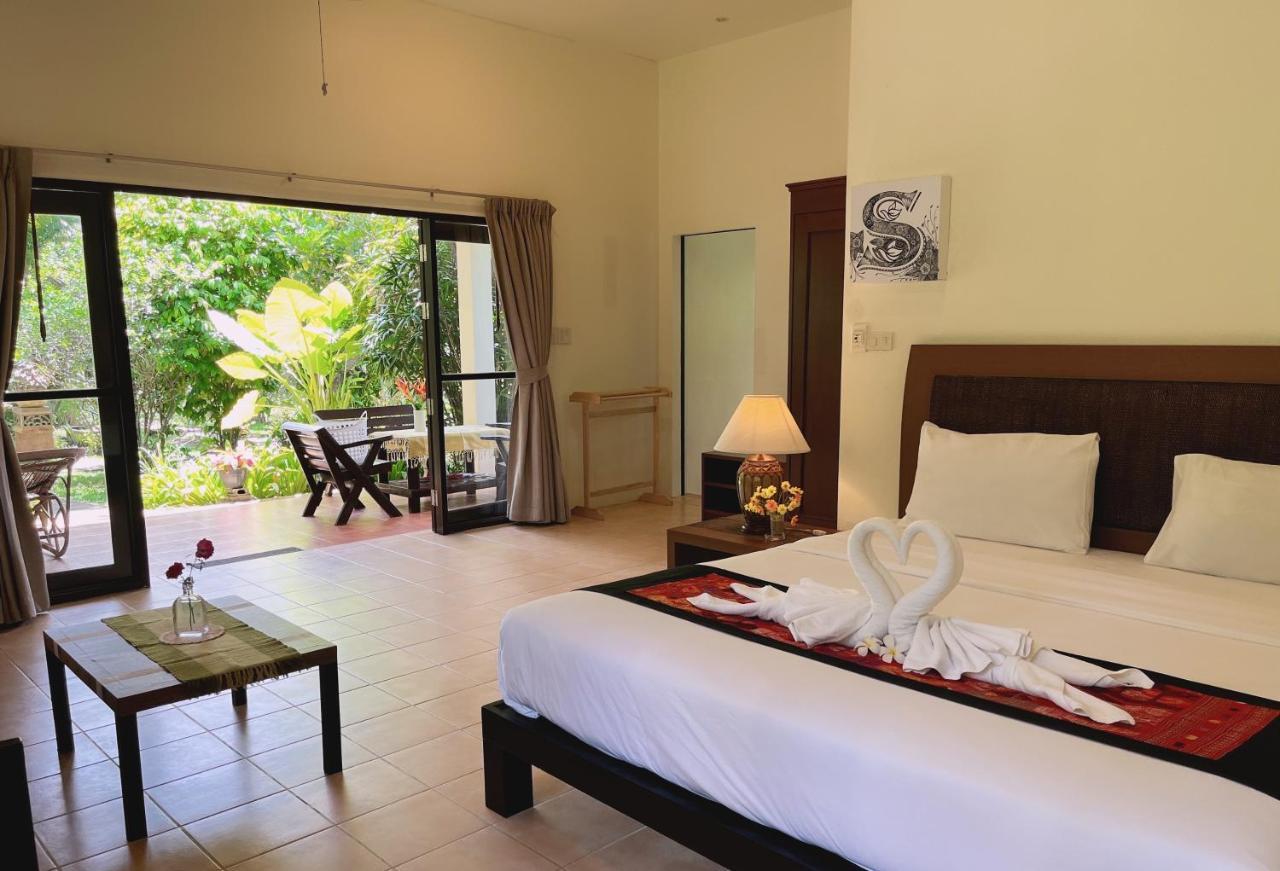 Symphony Villa Nai Harn