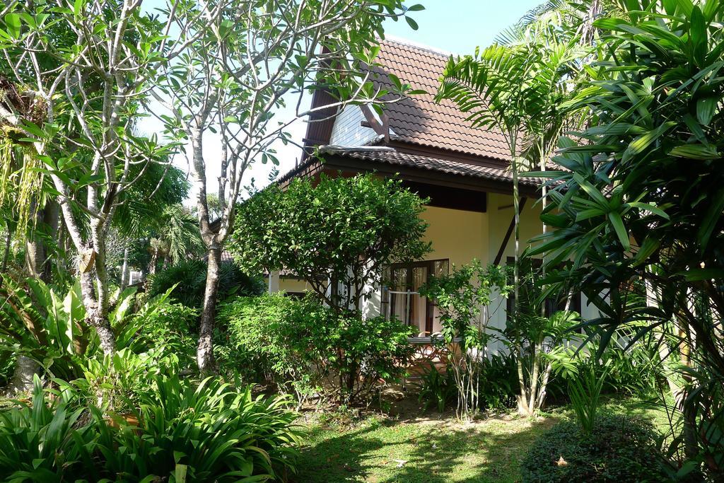 Villa Symphony *