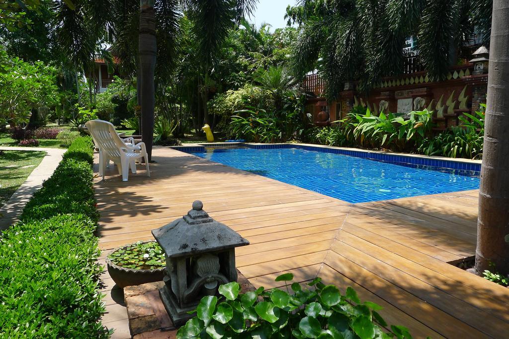 Villa Symphony *